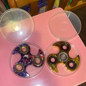 Fidget spinner